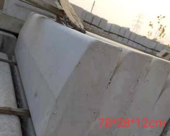 怎么維護水泥路邊石？